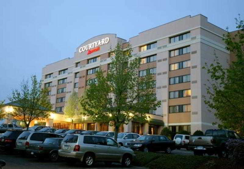 Courtyard Hotel