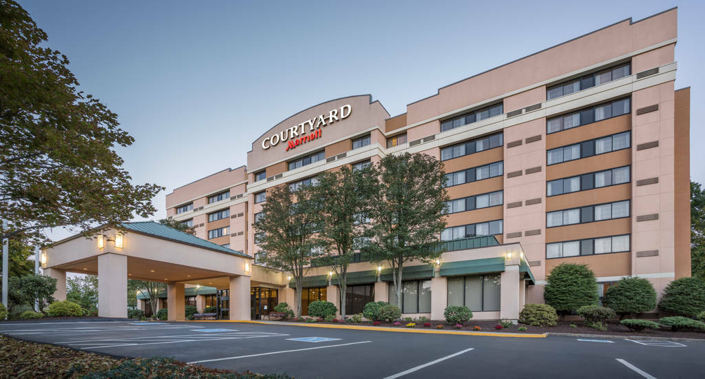 Courtyard Hotel Shelton